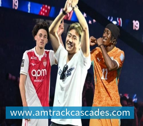 星空体育世体：世界杯18决赛西葡战，巴萨体育总监德科现场观战